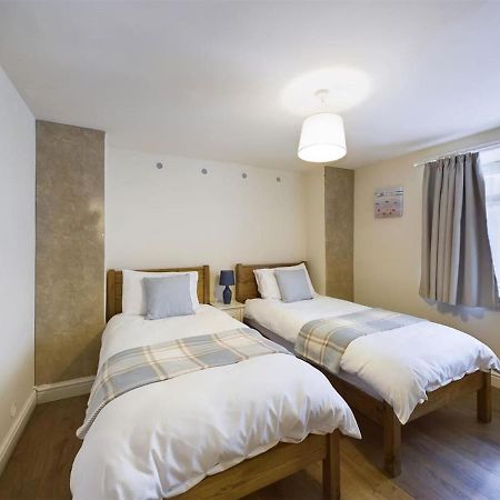 Truroflat Apartment Bagian luar foto