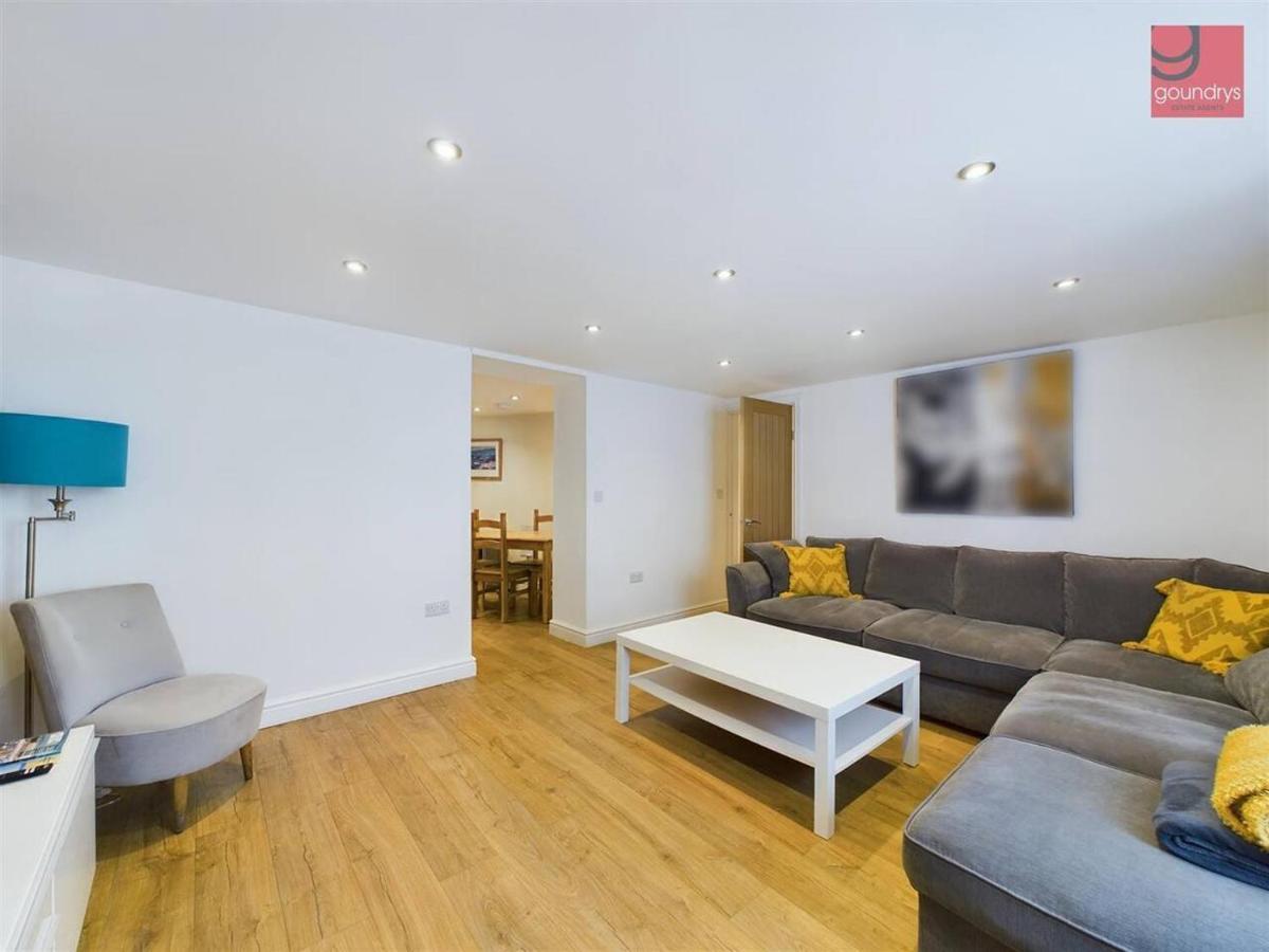 Truroflat Apartment Bagian luar foto