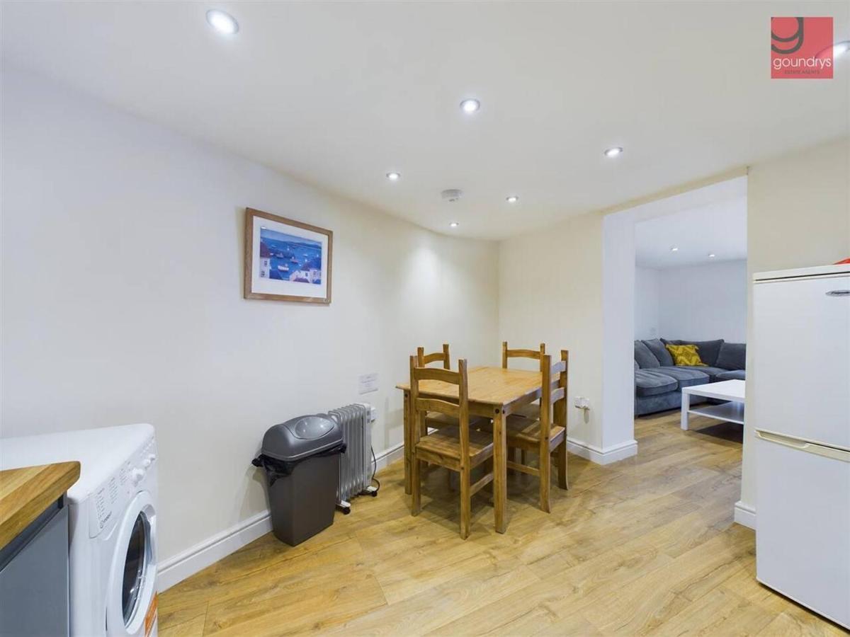 Truroflat Apartment Bagian luar foto